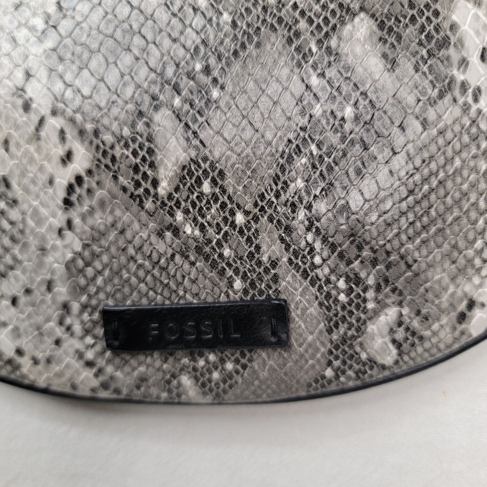 Fossil Gray Snakeskin Print Half Moon Clutch Bag Shoulder Purse Gold Chain MCM - Picture 3 of 9